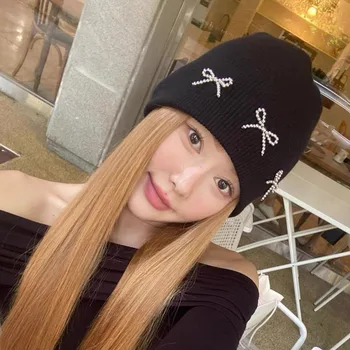  Корейская вязаная шапка с металлическим бантом в стиле Ins, милая шапка для девочек Y2K, осень и зима, персонализированная модная теплая шапка для защиты ушей